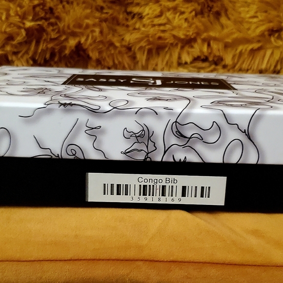 Sassy Jones Congo Bib Statement Necklace - Picture 3 of 3